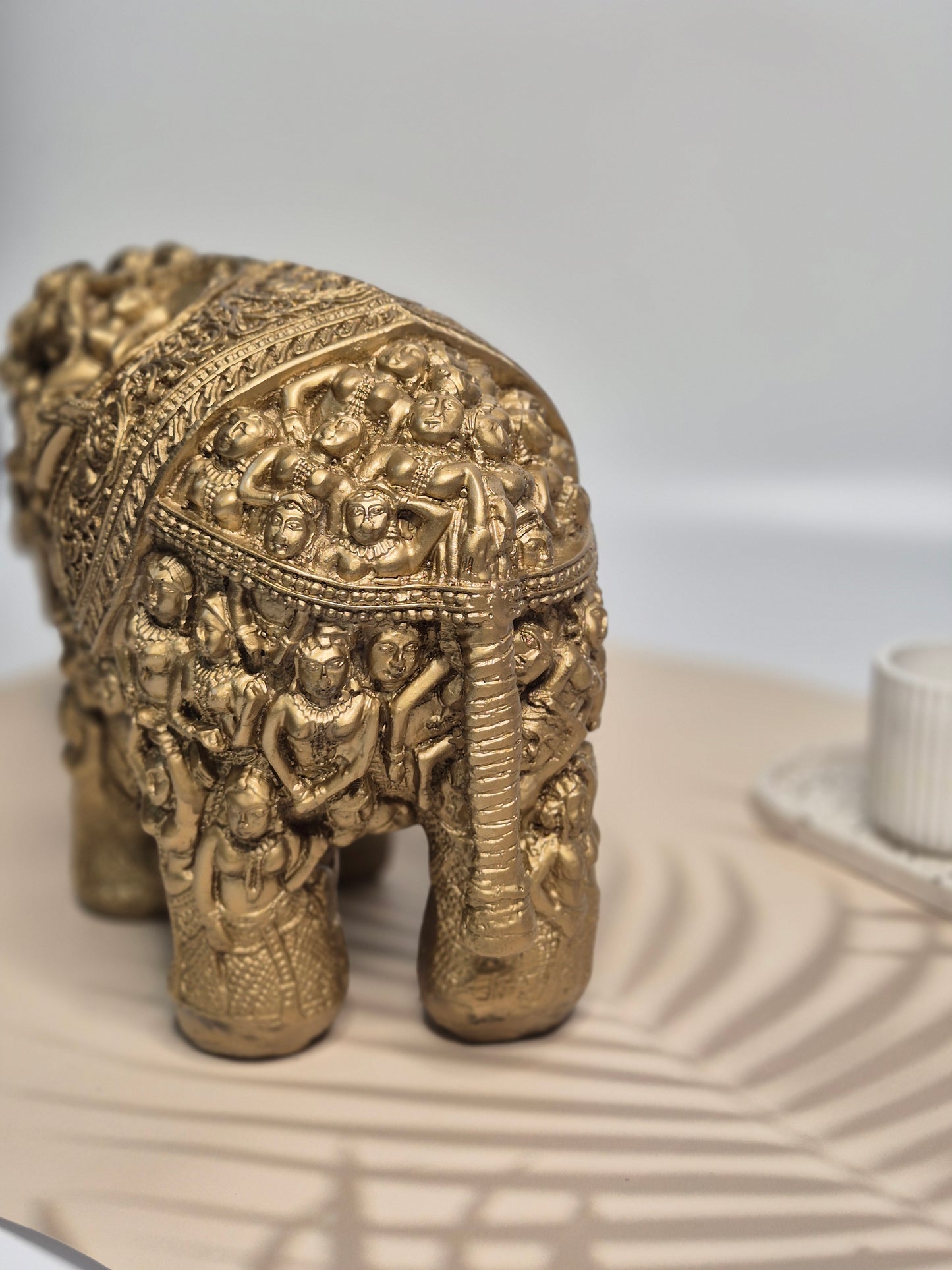 Royal Golden Elephant Table Décor