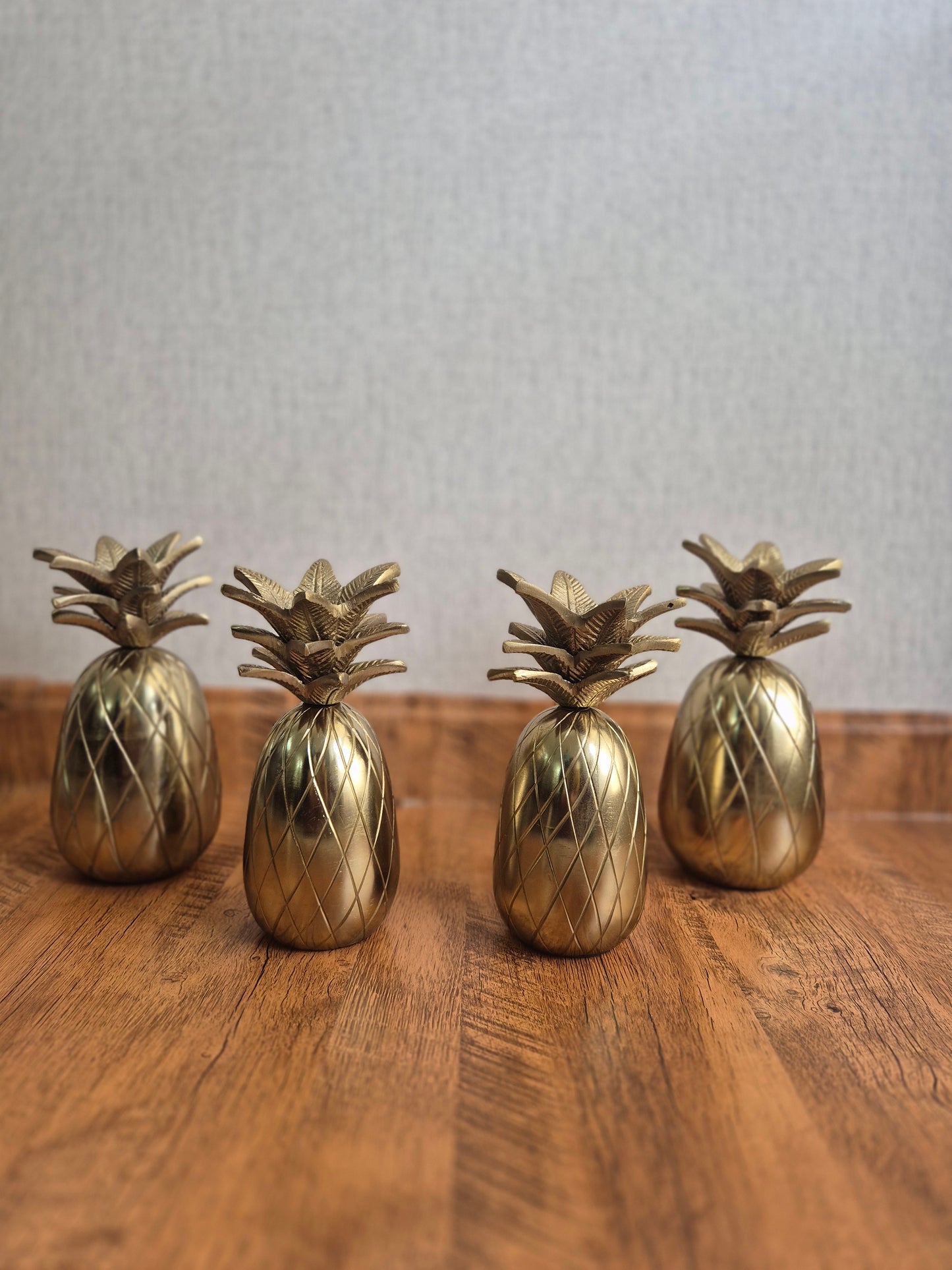 Golden Pineapple: A Touch of Tropical Glam (Set of 2)