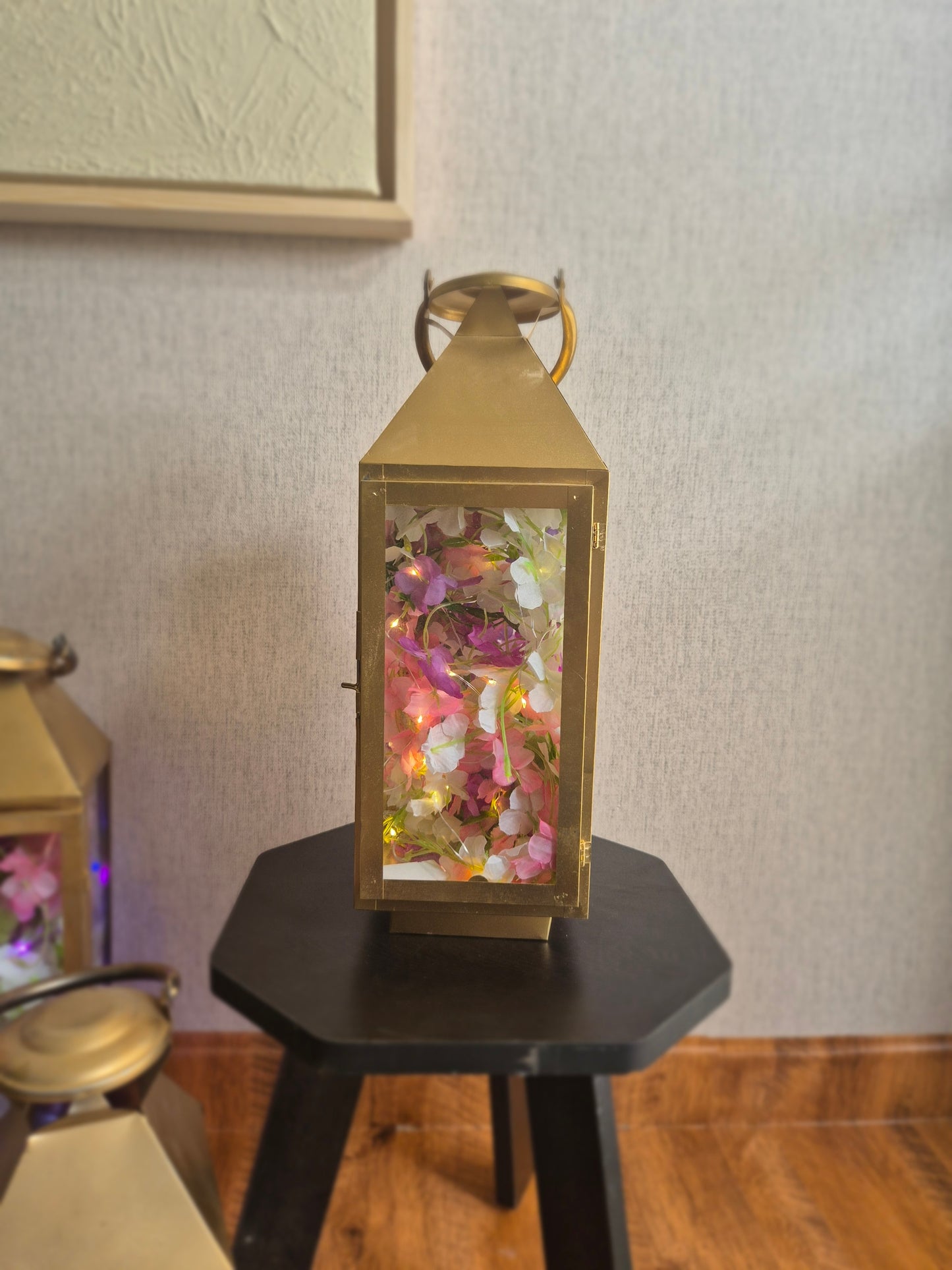 Old world Charm: Lantern (Set of 3)