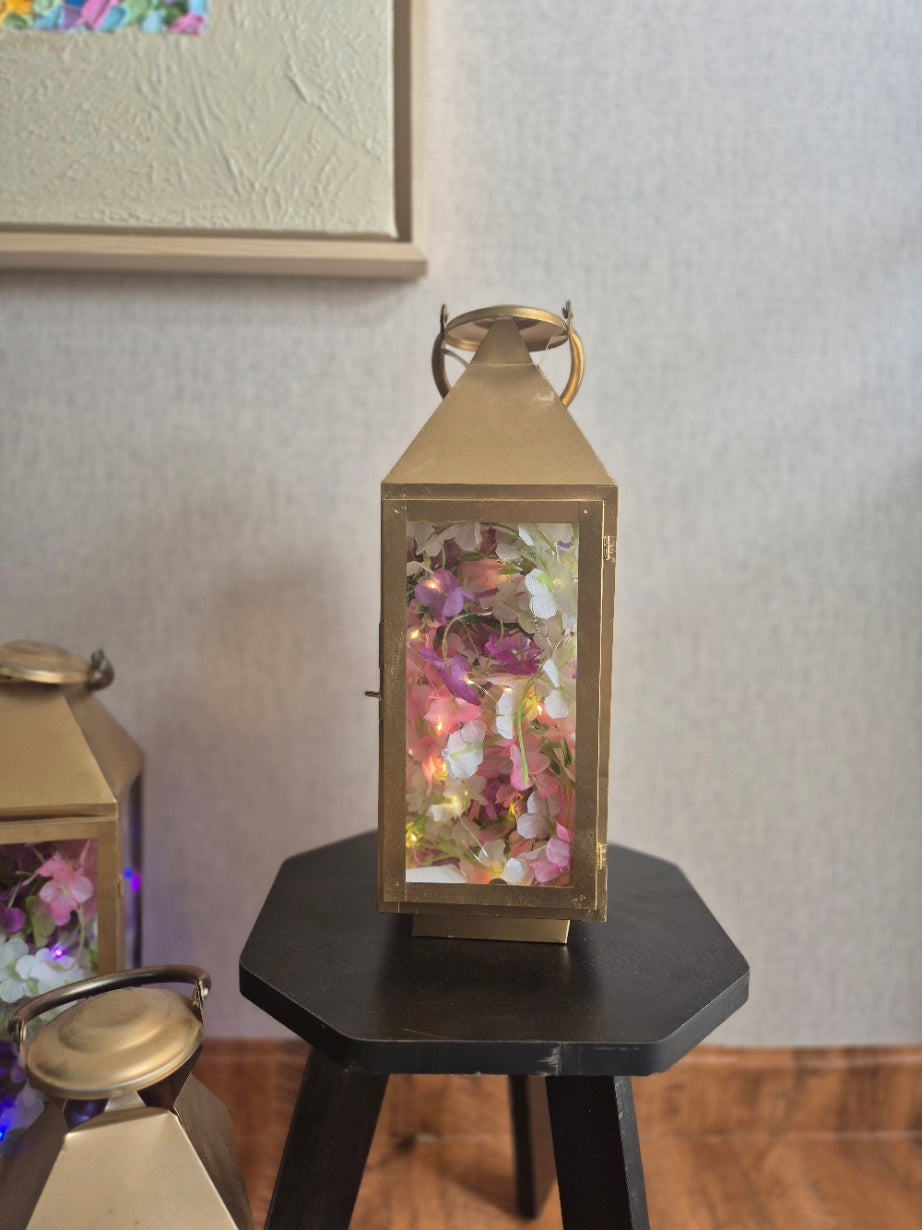 Old world Charm: Lantern (Set of 3)